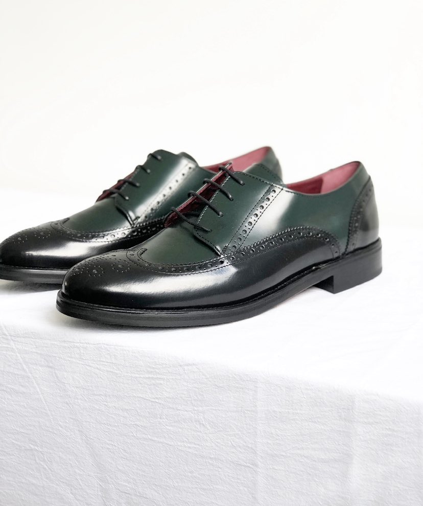 beatnikshoes's tweet photo. Two-Tone Bluchers Ethel Green on Black @beatnikshoes Handmade in Spain. Fully lined in leather. Sewn Leather sole. Free Shipping across the EU. Now, just € 159. #bluchers #beatnikshoes #brogues #oxfords #twotoneshoes https://t.co/o6qeBZp0VS