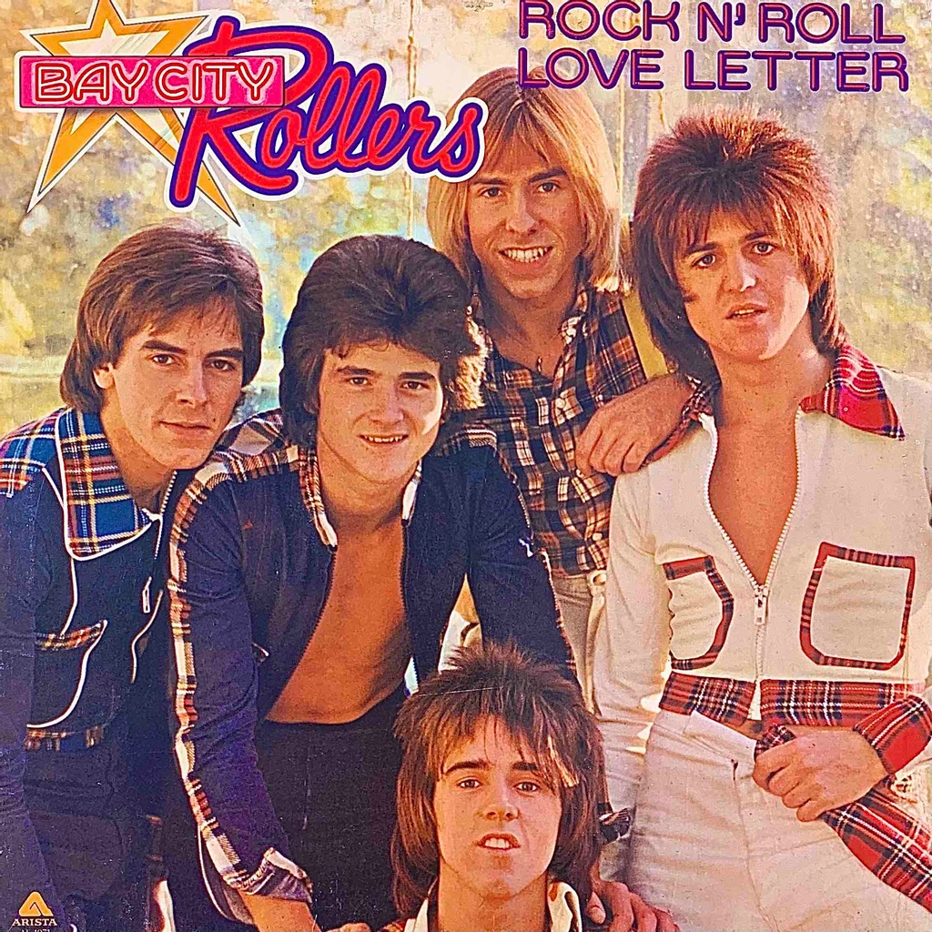 SweetVinylCafe's tweet photo. The North America–only Bay City Rollers album Rock N’ Roll Love Letter, from 1975. Listen to the original title track plus eight cool covers here: https://t.co/YeEcfuipXO 

#baycityrollers
#rocknrollloveletter
#powerpop https://t.co/AlYbllPNdB