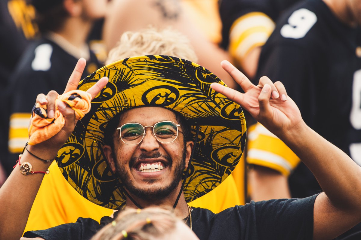 The Iowa Hawkeyes tweet media