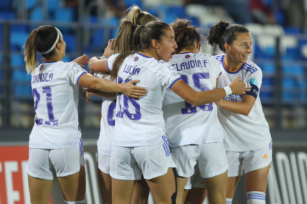 Noche de #UWCL 💫 para disfrutar.
Muy buen trabajo equipo! Seguimos creciendo!!

#HalaMadridYNadaMas | #RM