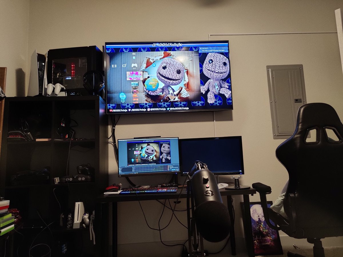 theBOSSLYninja's tweet photo. It's a bit of a mess, but we're making it work tonight. Streaming with a special guest at 7:30 https://t.co/AZlWTjlfSq