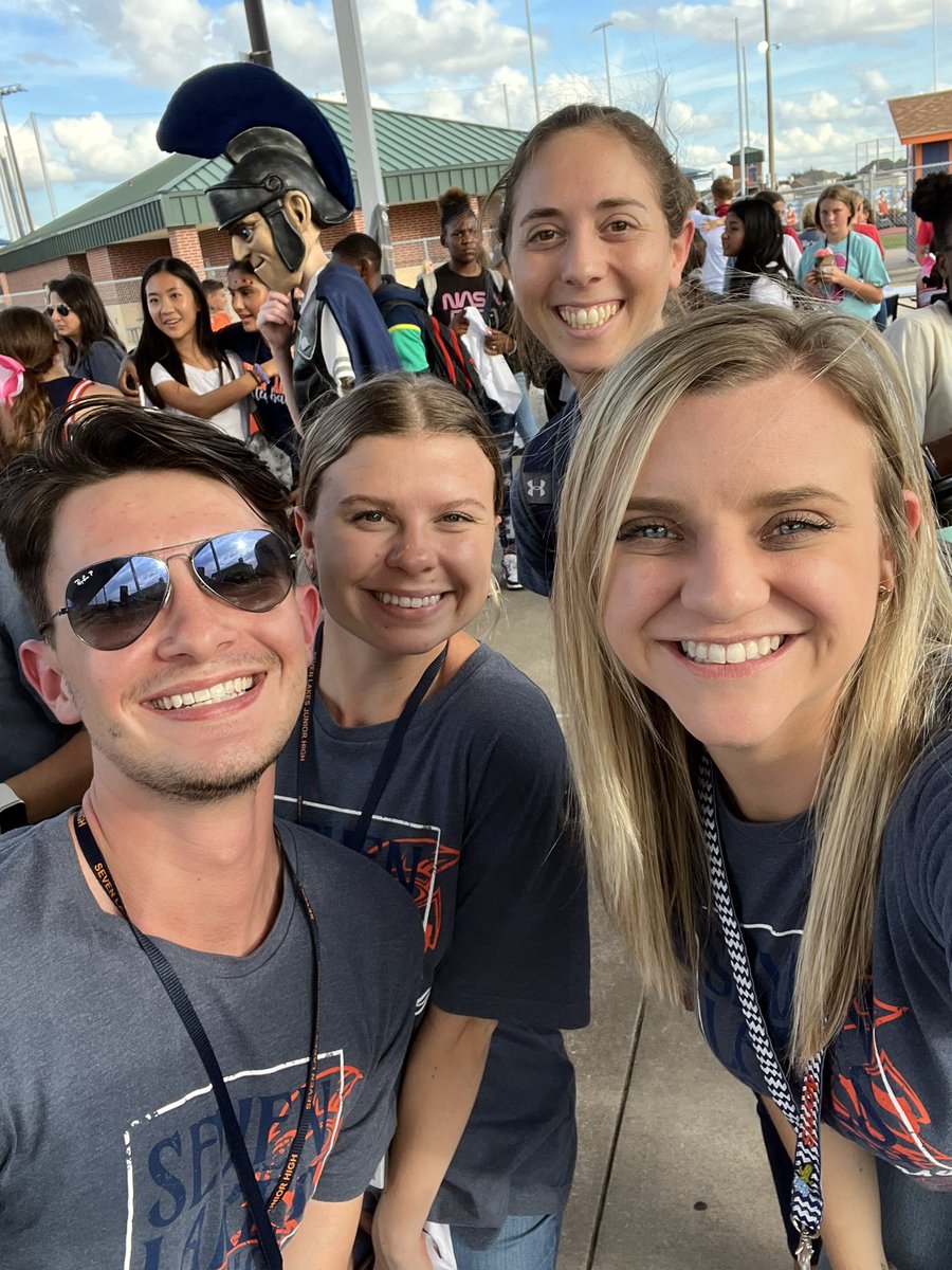 Happy 10 Years SLJH!  Celebrating at our 10 year Tailgate! @spartan_speak #7ljhpride #homecoming2021 <a href="/TXCoolPrinc/">Kristin Harper</a> <a href="/kdeissELA/">Katelyn Deiss</a> @MrRicksTweets <a href="/CoachBerkie/">Caryn Berkowitz</a>