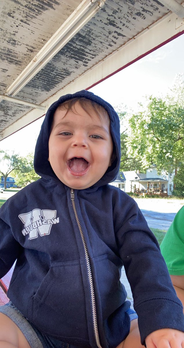PSI_WU_TECH's tweet image. After work frozen custard with one of my little guys! I’d say he’s a big fan