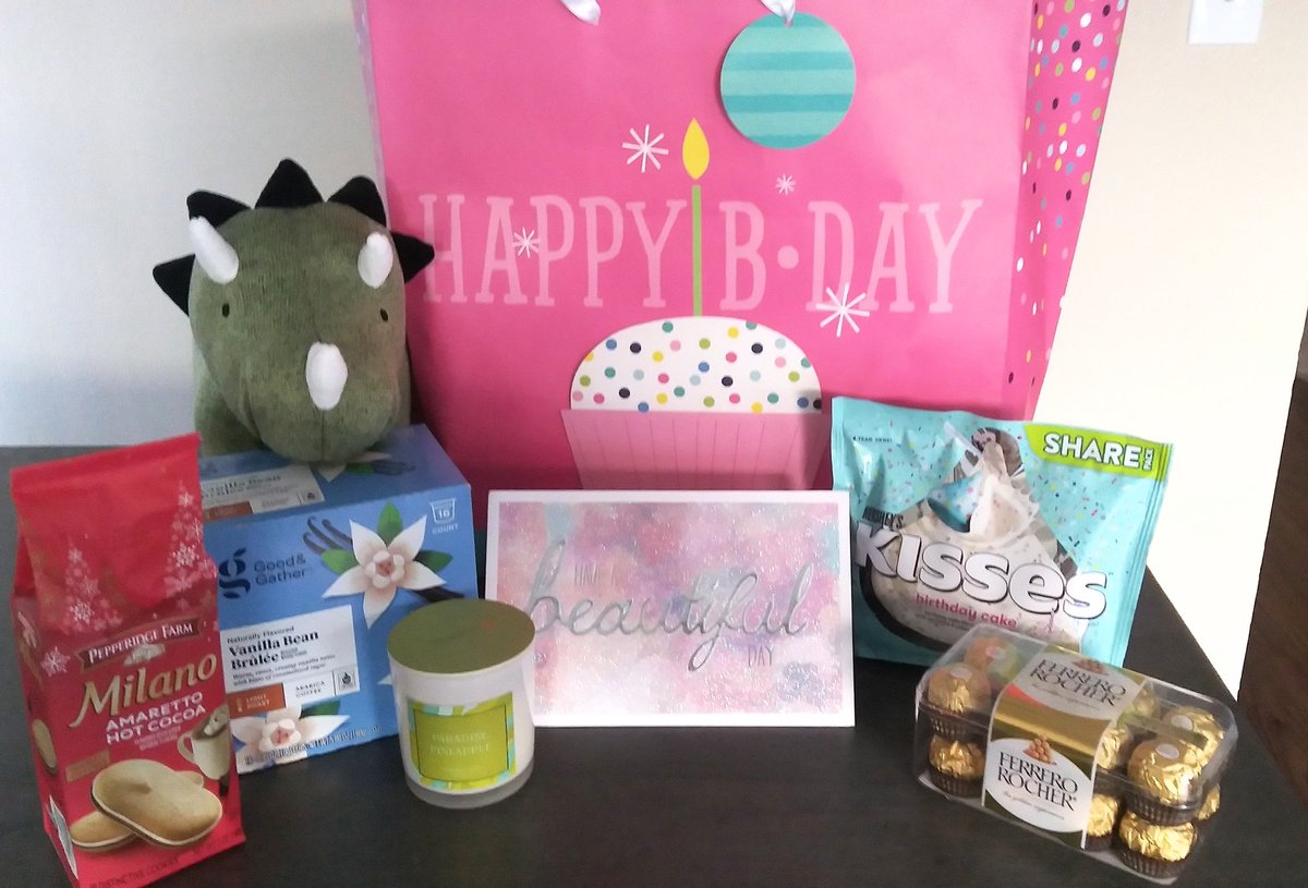 I feel the love!! Thank you to my MET family for accepting me as an honorary MET associate and these beautiful birthday gift and wishes🎈🎉🎁Thank you all 🤗 <a href="/anthony_leza/">Anthony Leza</a>