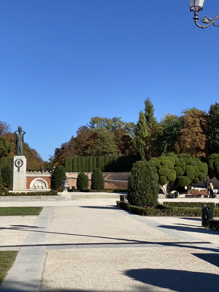 aviankoo's tweet photo. El Retiro Park 🌳 https://t.co/hhwcyGJr4r