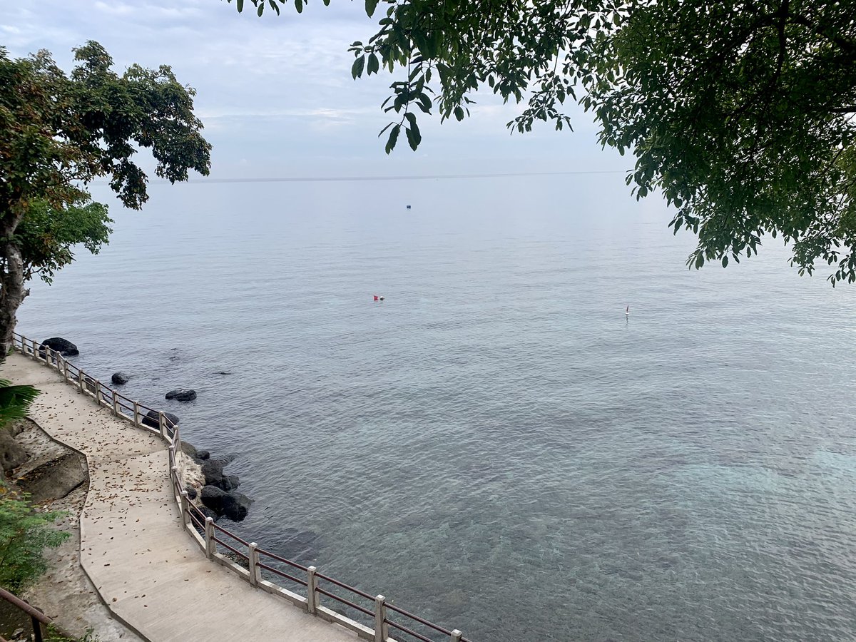 jundeelou's tweet photo. My kind of peace. #PerksOfWork https://t.co/kqnZLIyi4p