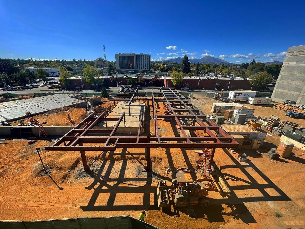 VivaDowntown's tweet photo. Downtown Redding is on the Rise! 🏗 https://t.co/tGb34s4rNG