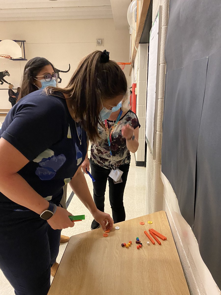s_munro8's tweet photo. So grateful to @apples4theteach for the work done with our staff tonight. @manwrdsb We learned, we moved, we collaborated, we discovered… Thank you for the inspiration! @wrdsb https://t.co/O1Jb4hK3vh