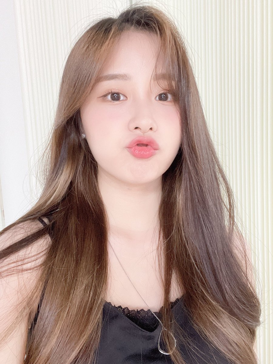 twtlunarsolar's tweet photo. ⠀ › ⠀ lunᥲr ⠀ : ⠀ solᥲr ⠀ 𓋭 ⠀ 𝓸. ⠀ 🌙 ⠀ ffıcıᥲl ⠀ ᦾ ⠀ 𝕖͟𝕧͟𝕖͟𝕟͟𝕥͟𝕤͟ ⠀ ズ · #CLISBACK ⋆ #CL5thCB !
Nuestra linda Paris ya se encuentra lista para apoyar a @ItsCLtwt esta tarde. Mucha suerte. https://t.co/SYmDCDAIad