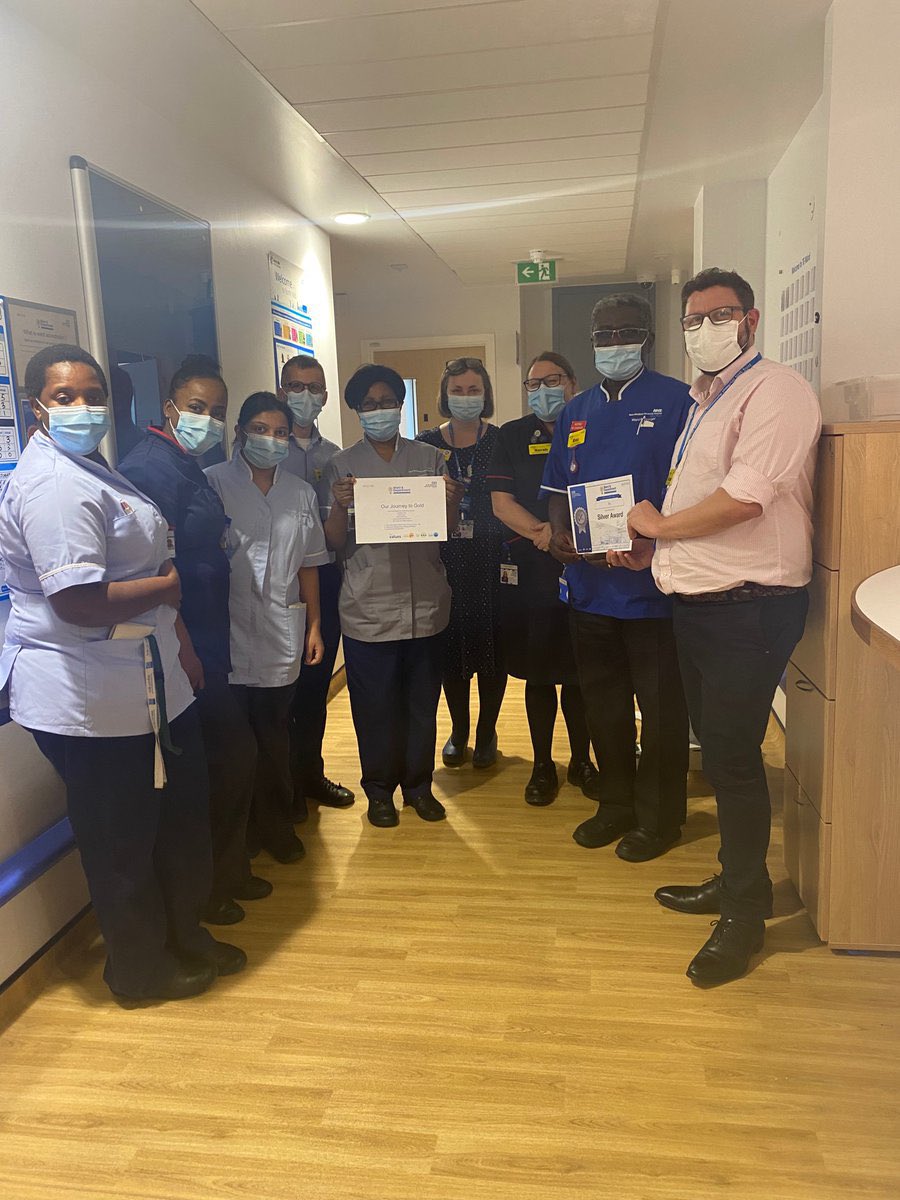 sarah lincoln tweet media