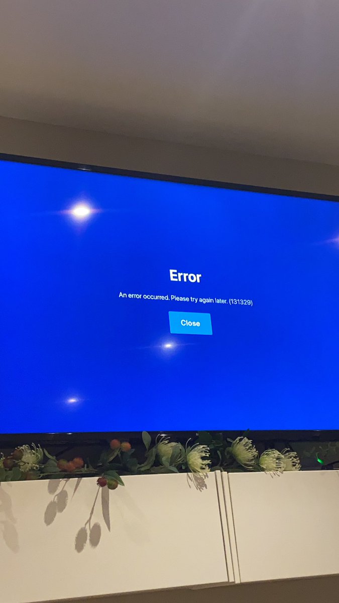 Hey <a href="/Sportsnet/">Sportsnet</a> let’s get this fixed eh? <a href="/MapleLeafs/">Toronto Maple Leafs</a> game is starting and I’m paying for a service. #glitch #sportsnet