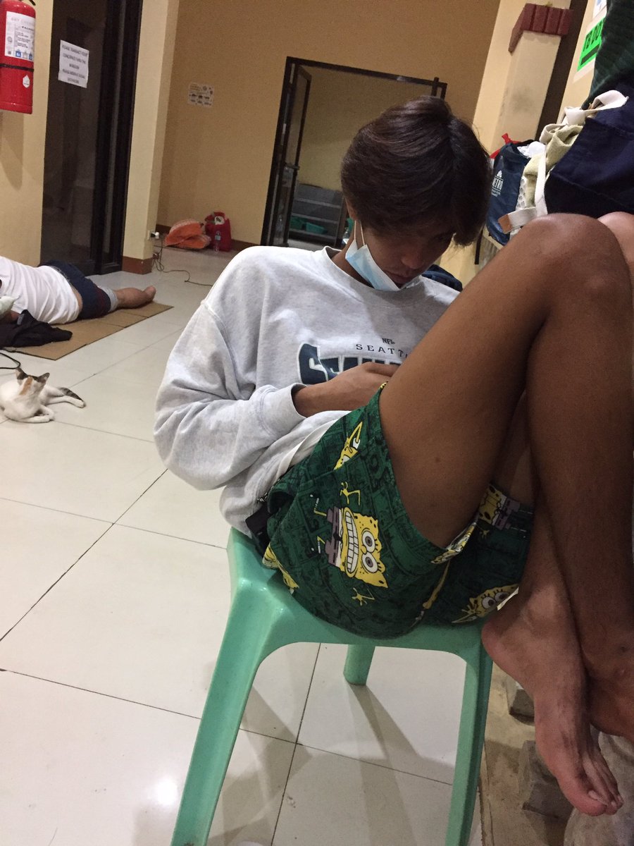 tinithakey's tweet photo. Thank you God for giving me such a wonderful person. You’ve been so patient with me all the time.  Thank you for being so handful with our little bugoys. Love you https://t.co/2omzy2iLM9