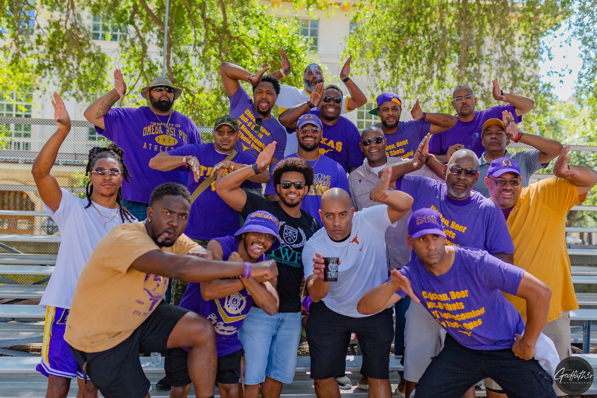EtaThetaQues's tweet photo. It's late, but hey 🤷🏿‍♂️ we have the pictures now soooo 🗣️ HOMECOMING RECAP 🗣️ Huge thanks to everyone who came out and had a good time. #UT25 #UT24 #UT23 #UT22 #UT21 #UT20 #2000sUT 🧓🏿 #UT1990something 👴🏿 There won't be a gameday tailgate this weekend but we got y'all in Nov. 😈 https://t.co/UB3l9GGZpT