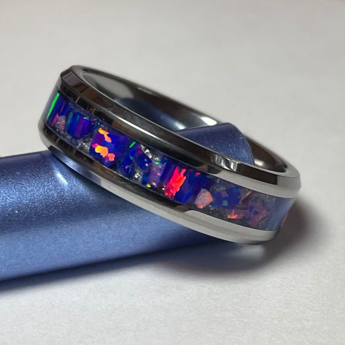 deruitem's tweet photo. Started making tings again.       #etsy shop: Tungsten Ring with Blue Opal Inlay Size 7.5. 6mm Wide https://t.co/ipcwI6KBtI https://t.co/wFMKqtUezb