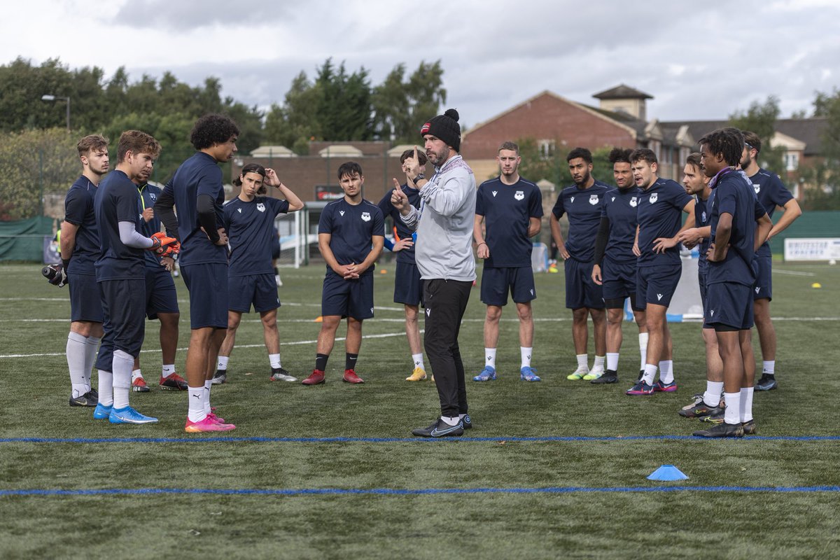 CHRIS DIVERS 16.05.85-11.10.21

It is with great shock and sadness that we have learned of the passing our beloved colleague and friend. 

His warm and caring personality made him much loved and respected by his players and colleagues alike. 

He will be sorely missed. ❤️