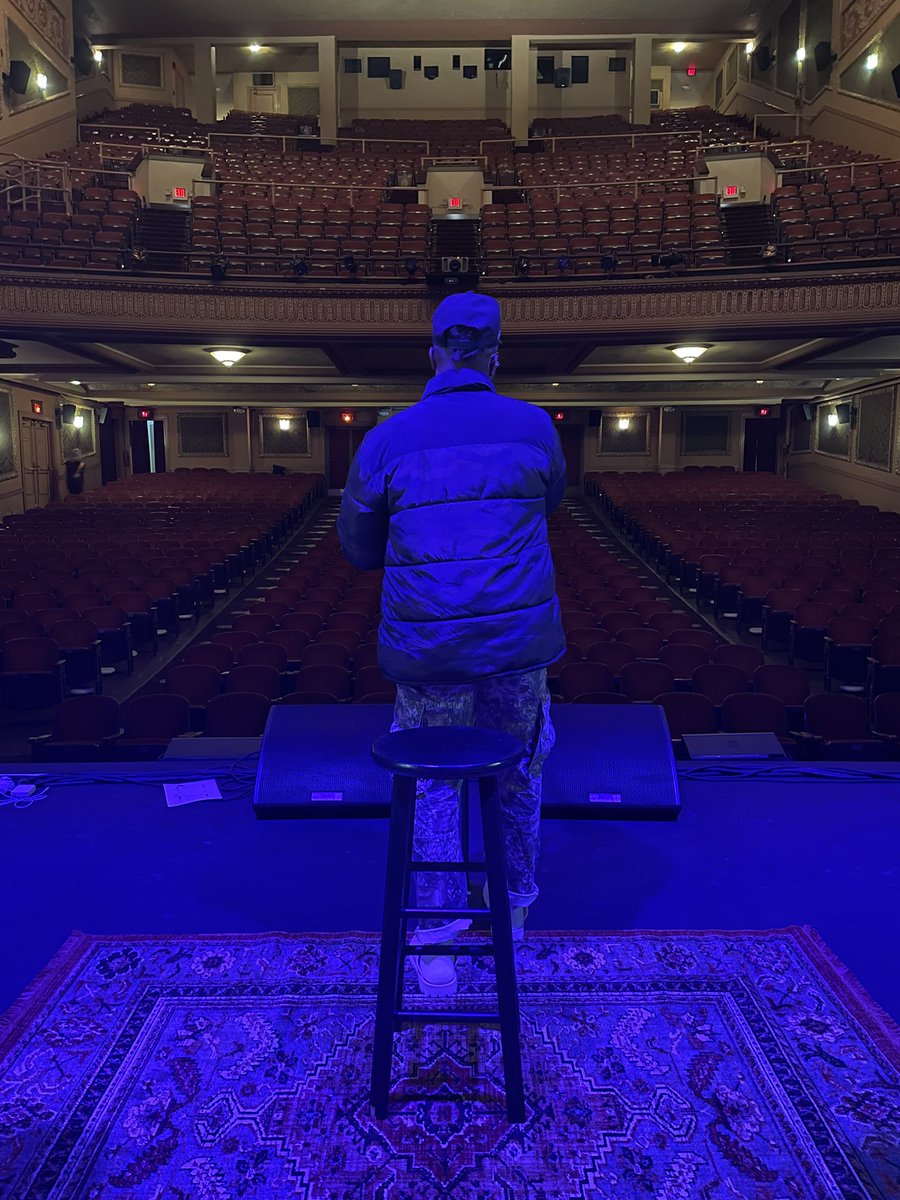 kennygotsoul's tweet photo. I’ve taken this pic a million times.. but this time, I’m center stage.

#WildCardTour kicks off tonight in Austin where I’ll be performing my album #Expectations live. I can’t wait to see y’all. Thank you @ledisi 4 bringing me along 🙏🏽

https://t.co/1Yg7QQyRQO https://t.co/sEo49MXXx2