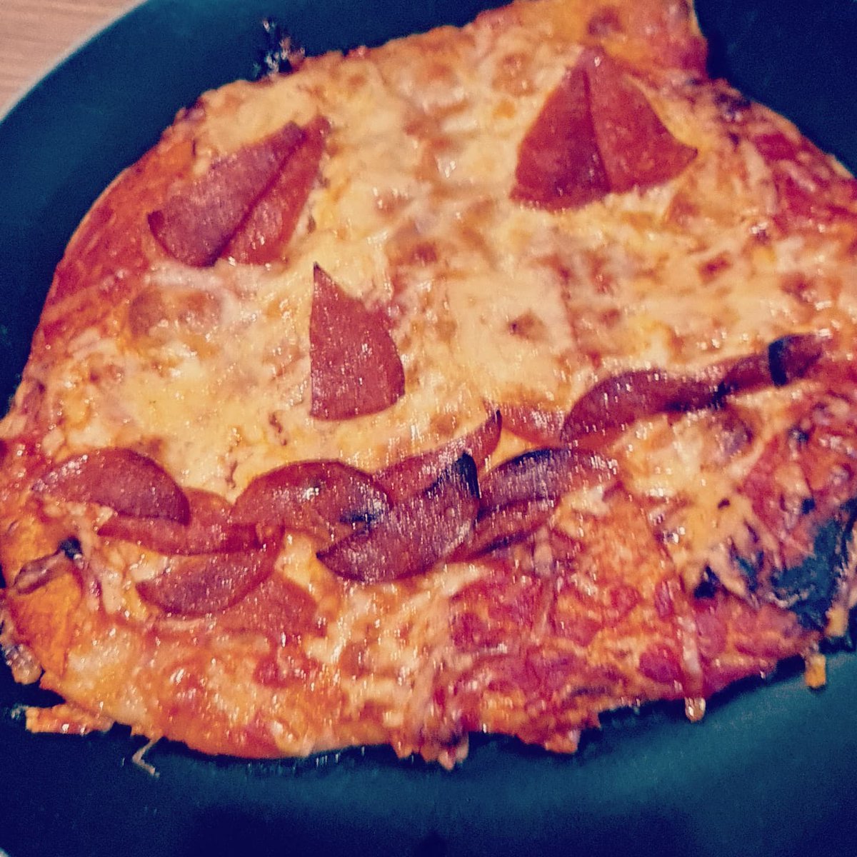 gom_sir's tweet photo. Spooky treats #Halloween. #pizza #Spooktober https://t.co/sviR9EtWAr