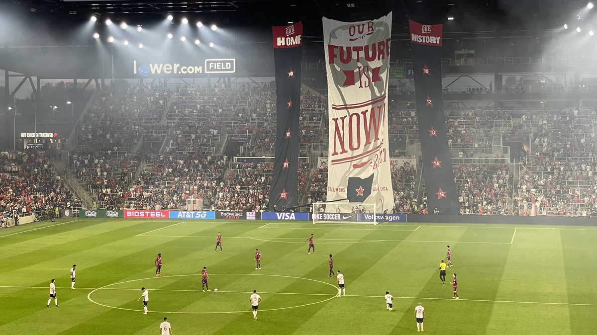 avg_cigar_guy's tweet image. Great work by @TIFOSWEAT and all those that volunteered for #tifosweat. Wonderfully done!