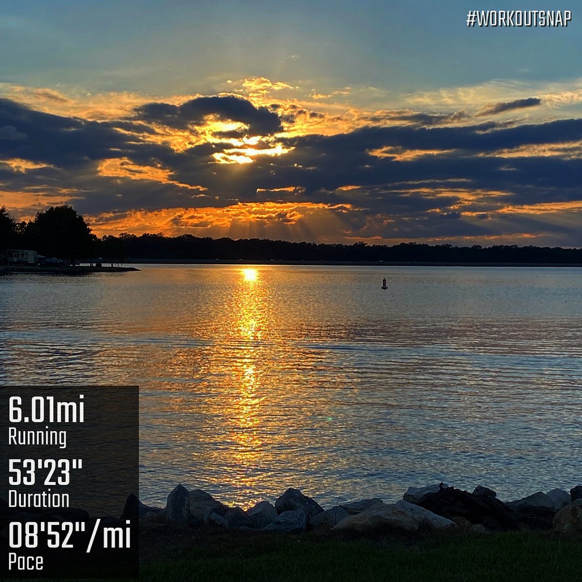Running2Be's tweet photo. A beautiful evening for a run along the Rez. Ran a nice and easy 6 miles and just enjoyed everything. #Running2Be #runcoach #training #run #running #5k #10k #marathon #marathontraining #halfmarathon #halfmarathontraining #ultrarunning #ultrarunner #runner #runnerslife https://t.co/heXNlW81pD