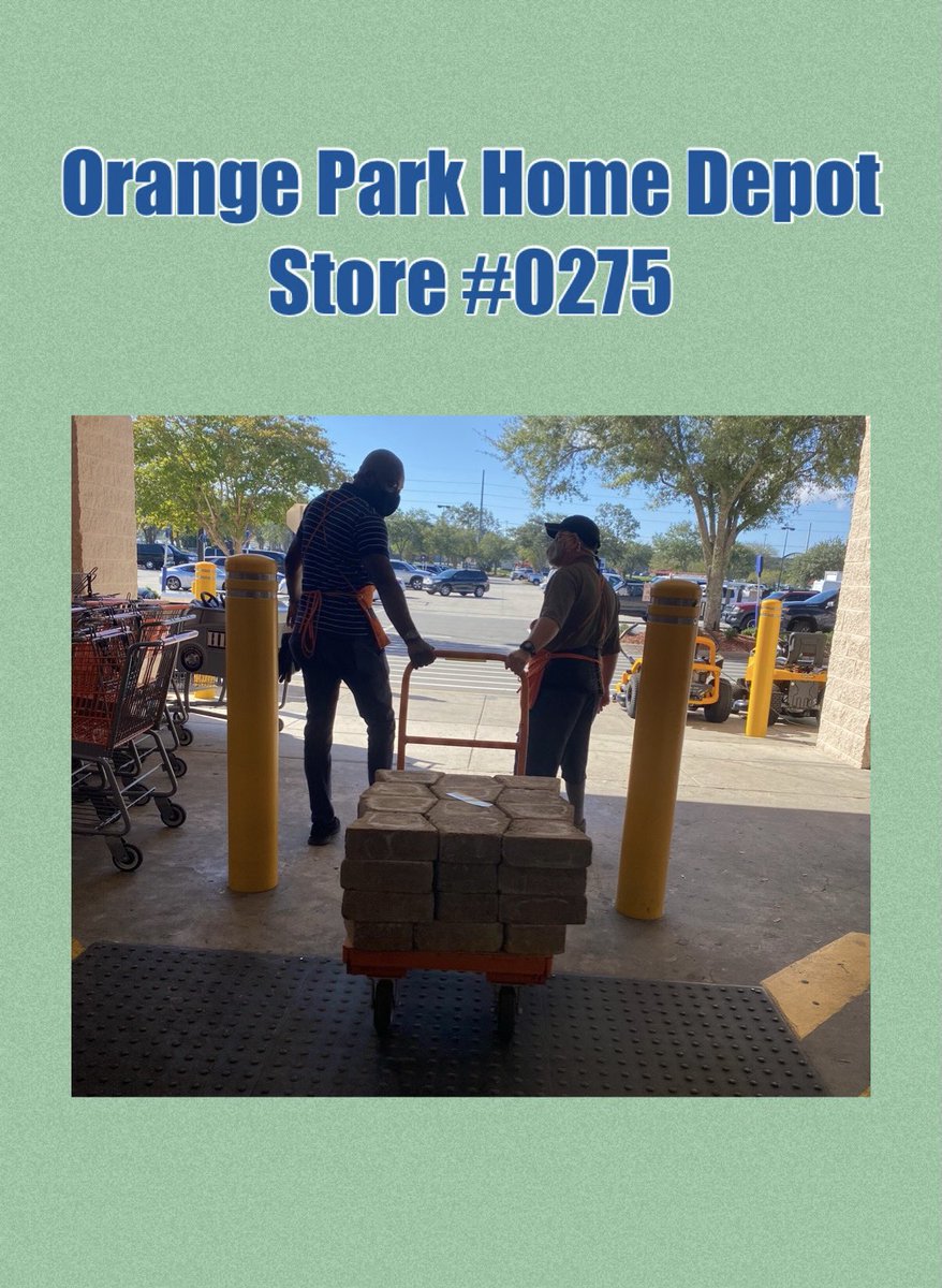 M5Lorie's tweet photo. Here’s our MASM @tofablue lending a hand to Preston taking a hefty Curbside Customer Order out &amp; helping with loading.🌟#HomeDepot managers working side by side with associates🤩Thank You to both of these great guys!! #teamwork https://t.co/WM6XU47Bgo