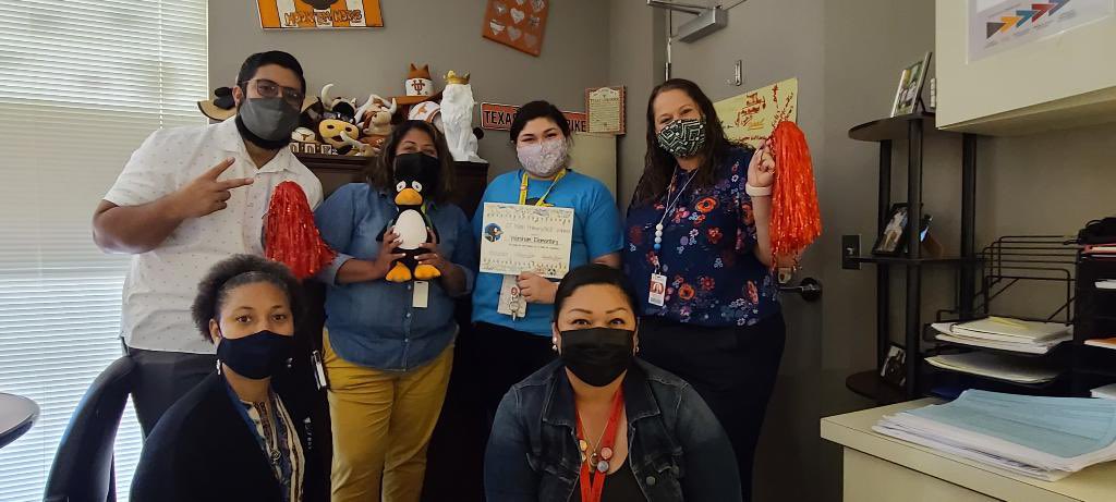 SibrianLeticia's tweet image. Our campus had a special visit from Jiji to celebrate Worsham achieving  #1 in ST Math for Primary/ACE. Proud of our teachers and students. Thank you @mathbrains for your support! #ACELevelUp #WildcatPride #AldineForward #GameOn