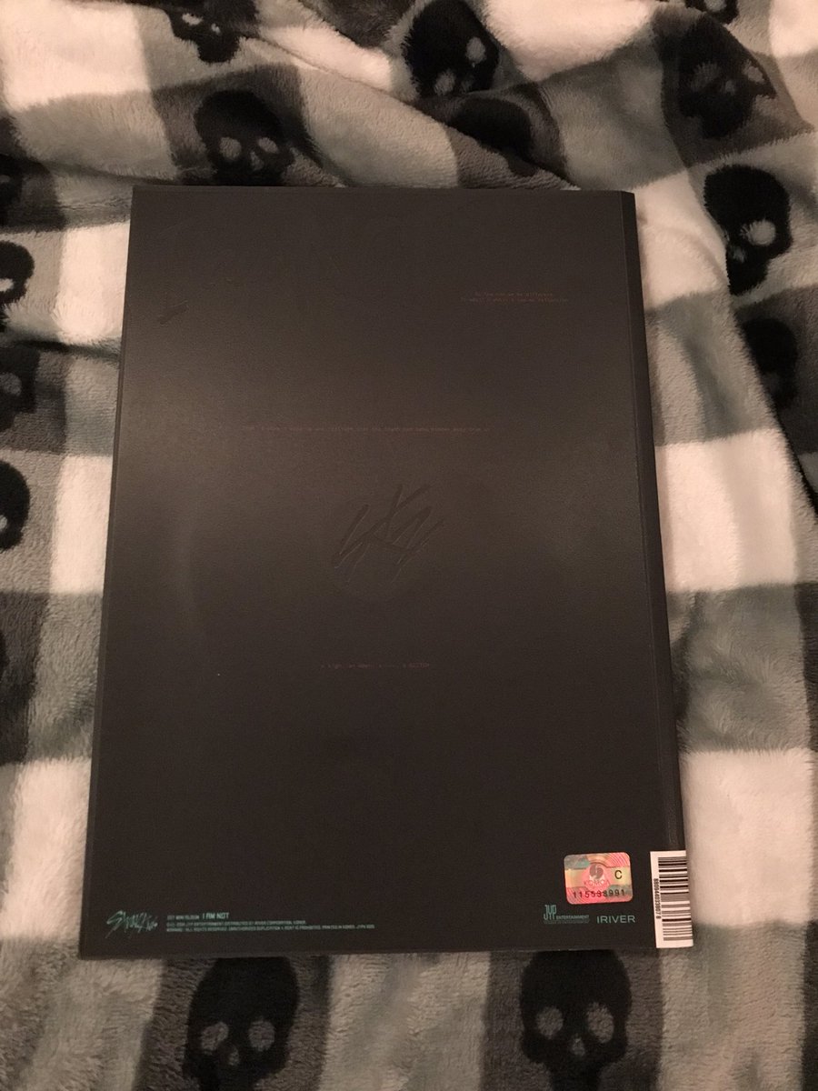 tobi_bag's tweet photo. WTS STRAY KIDS I AM NOT I AM VERSION I.N JEONGIN PAGE FIRST PRESS GREAT CONDITION https://t.co/bIf4JdMX6B