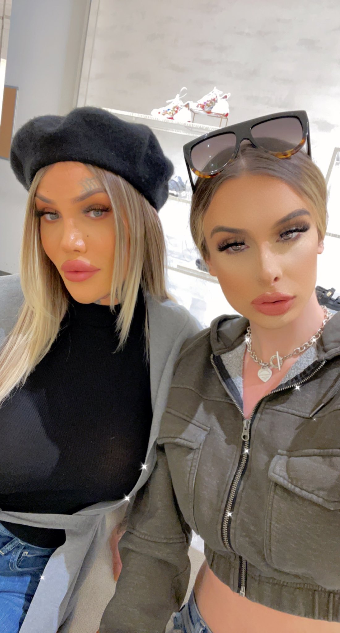 TW Pornstars - 1 pic. Queen_Ivory. Twitter. Shopping and dinner date with the gorgeous