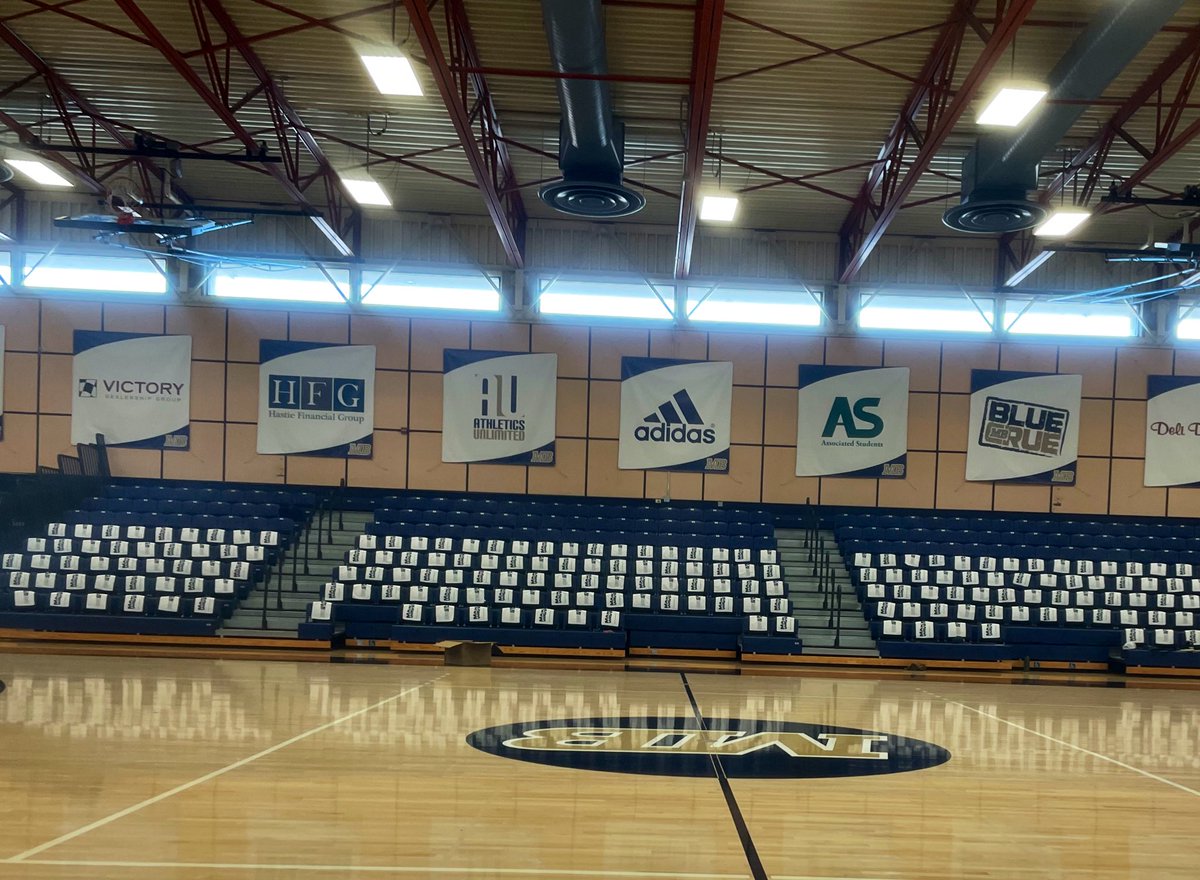 MoeMelhart's tweet photo. LOTS happening tomorrow for @OtterAthletics @CSUMB @CSUMB_Alumni @AS_CSUMB . Kicking it all off with @CSUMBvolleyball in one of my favorite places… first serve 5pm the #kelpbed. BE THERE. #WeAreMB https://t.co/YcL5RiT2Ri