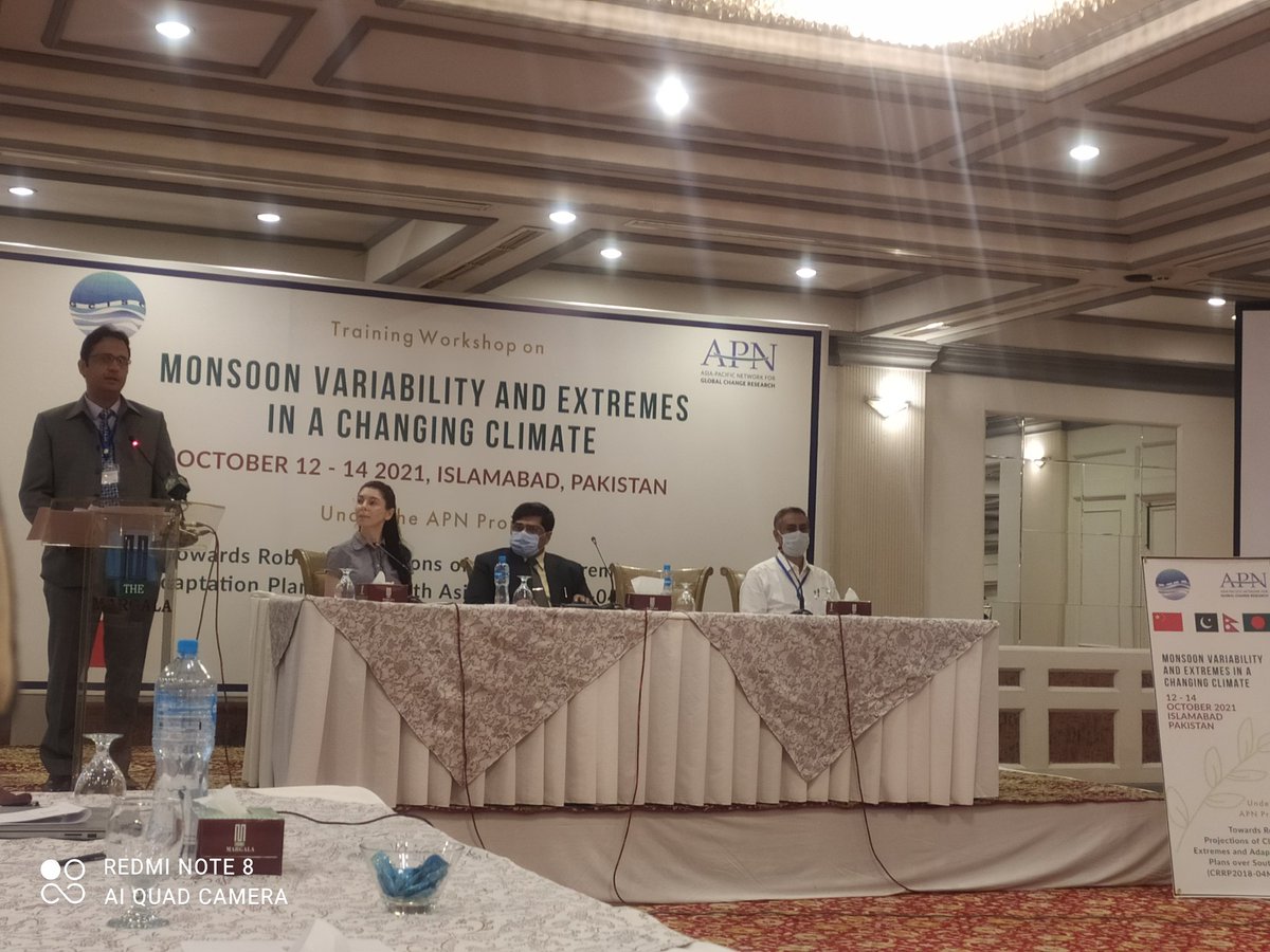 HamnaHashmi10's tweet photo. #MonsoonWorkshop
#GCISC_APN https://t.co/tJ3yYdO3uZ
