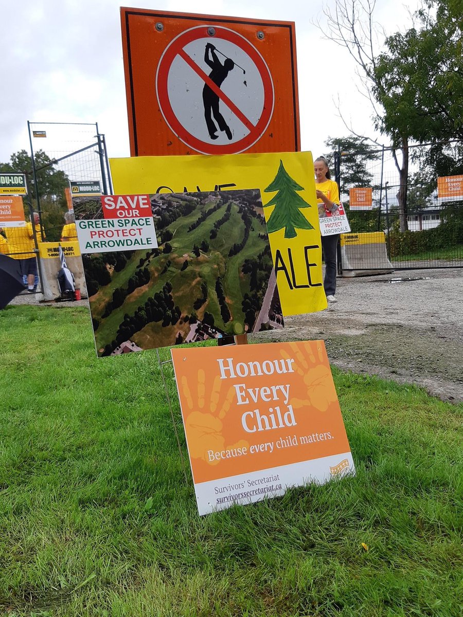 thorntonv's tweet photo. @MarcMillerVM @JustinTrudeau @cafreeland &amp; @liberal_party can you pls help us in #BrantfordON? City wants to sell golf course #Arrowdale. Indian Village artifacts found. Citizens &amp; Onkwehonwe want help. Occupation set-up. Prov PC. We need YOU. Oka trauma still lives in me/us. TY https://t.co/vlxohK3m3z