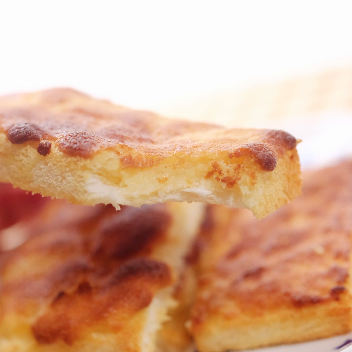 fatkidzblue's tweet image. ไม่ต้องปงต้องไปมันแล้วคาเฟ่!!! una.butter อร่อยแม้กกก✨💖 เนยทาหนมปัง เนยเค้าผสมมาแล้ว แค่ทาบนหนมปัง ใส่หม้อทอด 2-4 นาที หอมฟุ้งไปทั้งบ้าน!!! เนยฟูๆ หอมๆ มันๆ หวานนิดเดียว สุดยอดไปเล้ยย 😭 ชอบอบให้น้ำตาลหน่อยมันจะหน้ากรอบ ข้างในนุ่มๆ ฟินแม้กกกก