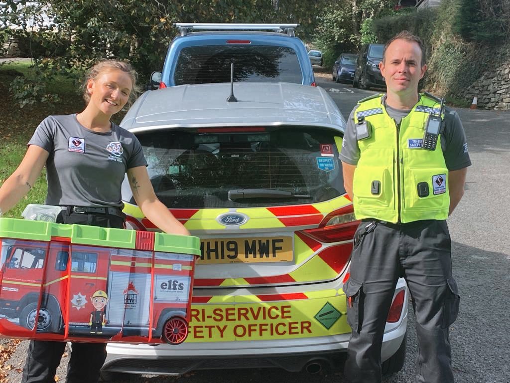 This week <a href="/LostwithielTSSO/">Tri-Service Safety Officer - Josh Harmon</a> and I visited Lostwithiel Primary School to deliver a school talk to the children about Tri Service, how to stay safe and the work that we do in and around our communities 🚓🚑🚒 Thanks so much to the school for having us 🙌🏽