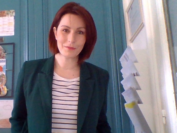 RCBonometti's tweet photo. JULINE ANQUETIN-RAULT, PROF AU CFA SIMONE VEIL A ROUEN, PARMI LES DIX FINALISTES DU PRIX MONDIAL DES ENSEIGNANTS, D’UNE VALEUR DE 1 MILLION DE DOLLARS #VarkeyFDN #GlobalTeacherPrize #Teachersmatter - https://t.co/OfyuoZsUBN https://t.co/Ob8ds6XAUq