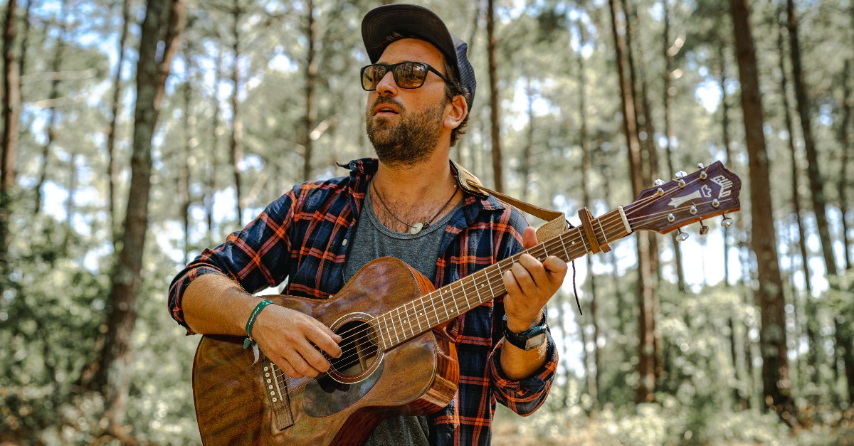 Food, Drinks &amp; Sounds: Szenige Pop-Up-Kitchens, clubbige Sounds und gemütliche Lounges zum Genießen dominieren den goldenen Monat in unseren fünf me and all hotels: fal.cn/3j1xi
#meandall #events #prepared4events #eventkonzept #LocalHeroes
Künstler JPson ©JPson