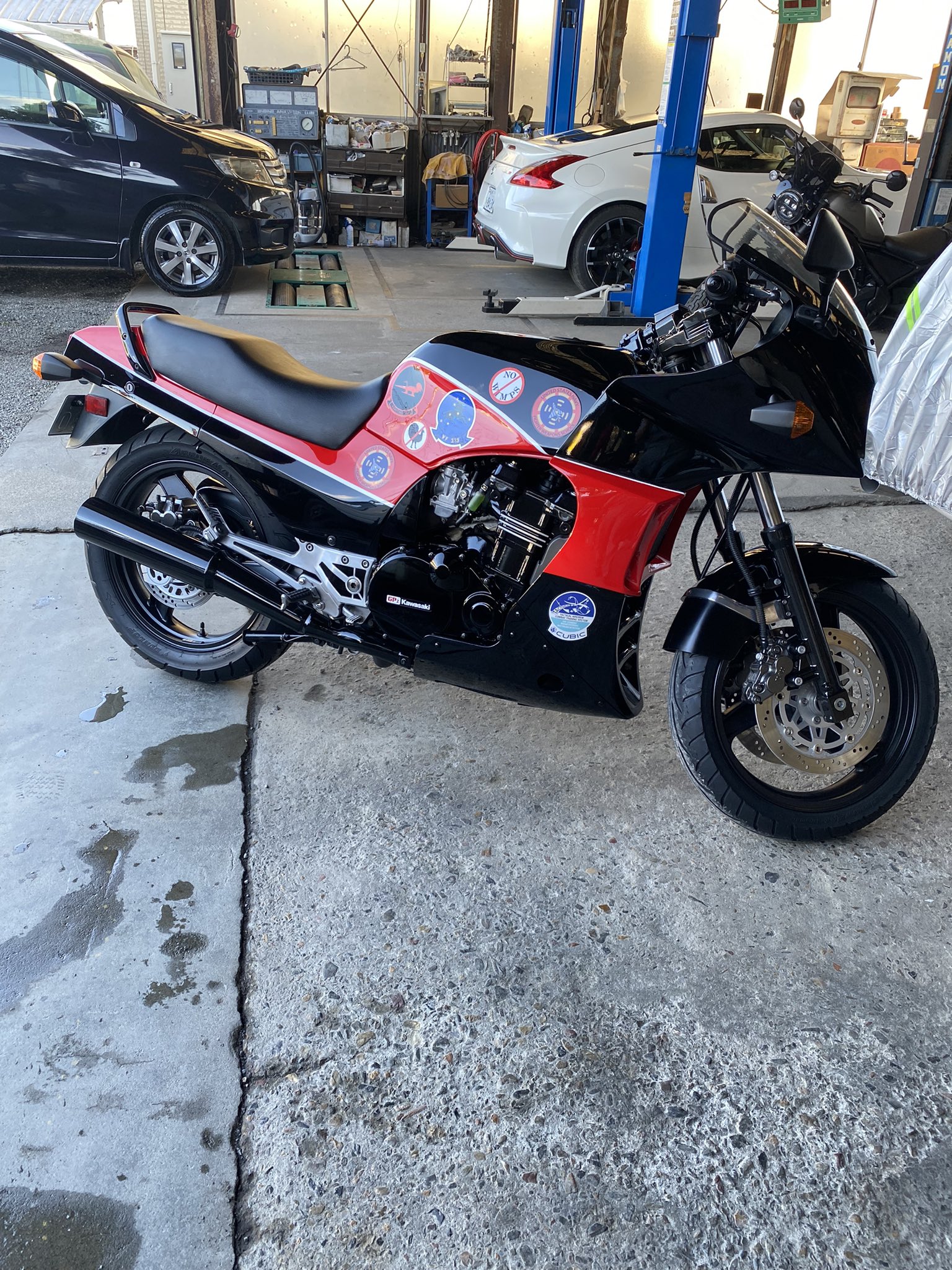 美品⭐︎gpz750r 900r シート　カワサキ　トップガン 美品⭐︎gpz750r 900r シート カワサキ トップガン（カワサキ