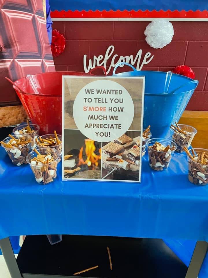 es_royalridge's tweet photo. The gift of time, trail mix, and sโmores costumes! We have the best leaders a school can have! Mr. Collazo, Principal and Mrs. Kalisky Assistant Principal model SEL for Students and Staff at Royal Ridge! #rootedroyalridge #KidsFirst #OneTeam #UnitedInPurpose https://t.co/DgumP7W0Rt