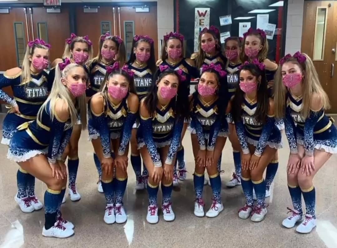Thomas Titan Cheer tweet media