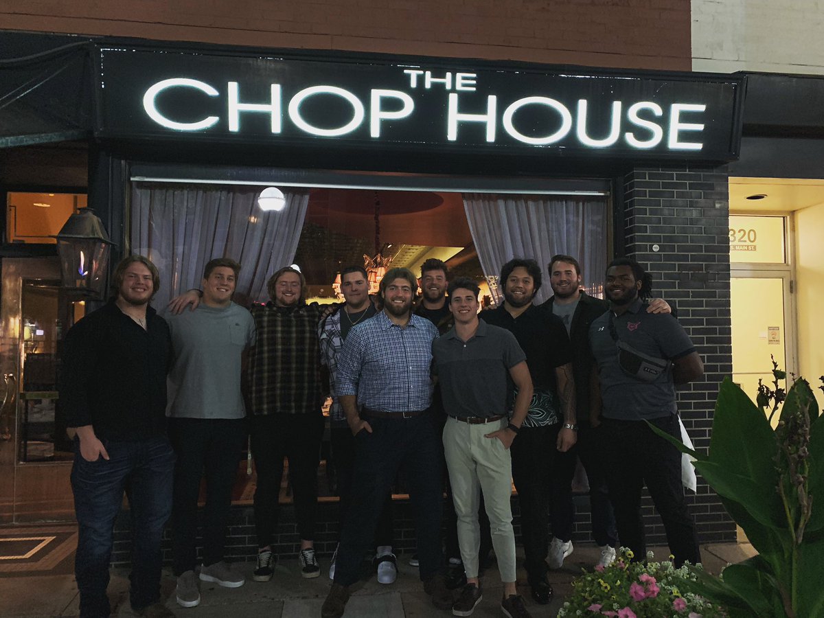 Cademac_12's tweet photo. Thank you to @TheChopHouseAA for allowing me to treat the boys that protect me to a phenomenal meal. 🍴 https://t.co/JfGp4iW8iF
