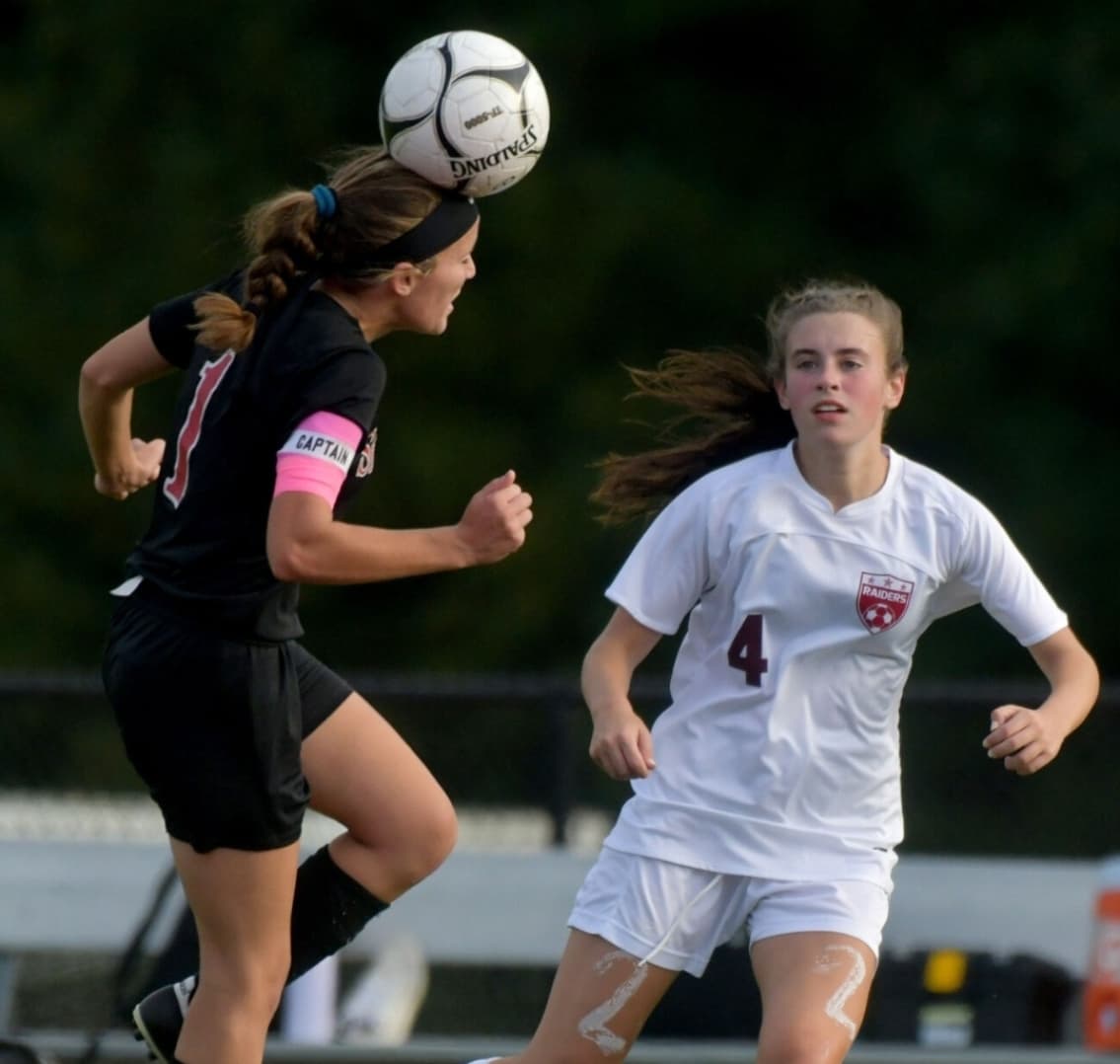 JIPhotoDept's tweet photo. Photos from the Windsor Locks at Somers Girls soccer game. Check out our free to view gallery at the Journal Inquirer's website. Staff Photos by Jim Michaud https://t.co/75pKBdLULV