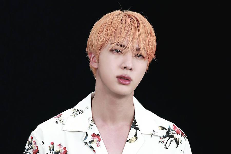 soompi's tweet photo. #BTS's "Epiphany" Comeback Trailer Starring #Jin Hits 100 Million Views #EpiphanyMV100M
https://t.co/yWVHsJ2H7p https://t.co/zw9dARHzV6