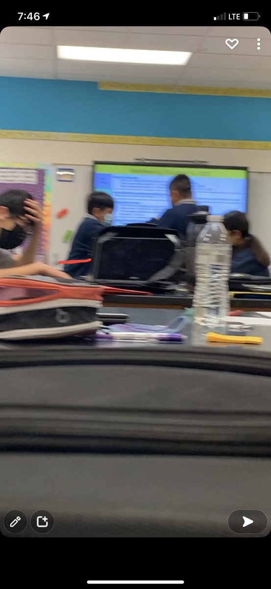Laninotfound's tweet photo. @Ms_Father69 lmao my class https://t.co/NbJjRLEntX