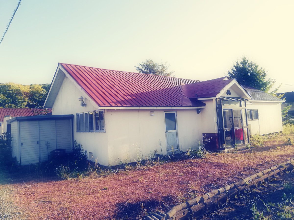 feelgoodcom's tweet image. #平屋が好き

ゆくゆくは少しリフォームして
#北海道暮らし
#田舎暮らし
してみたい方に格安でお貸ししたいと思っています😊
家庭菜園も出来✨近くには素敵な川も💗
なんと言っても #ｱﾙﾃﾋﾟｱｯﾂｱ が散歩圏内‼️
正直、#美唄 がこんなにいいとこだと思ってなかった😆!(美唄市さんｺﾞﾒﾝﾅｻｲ)