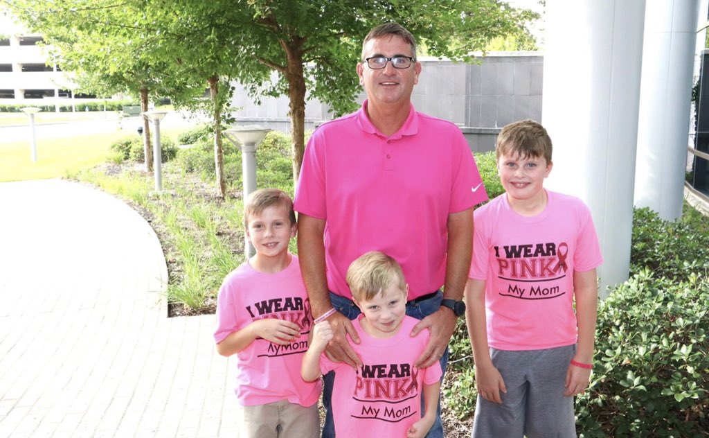 amywebbmorris's tweet photo. #WeDriveFor Emily so these 4 guys can celebrate their favorite lady every day! @AmericanCancer https://t.co/fnTxODtKLB