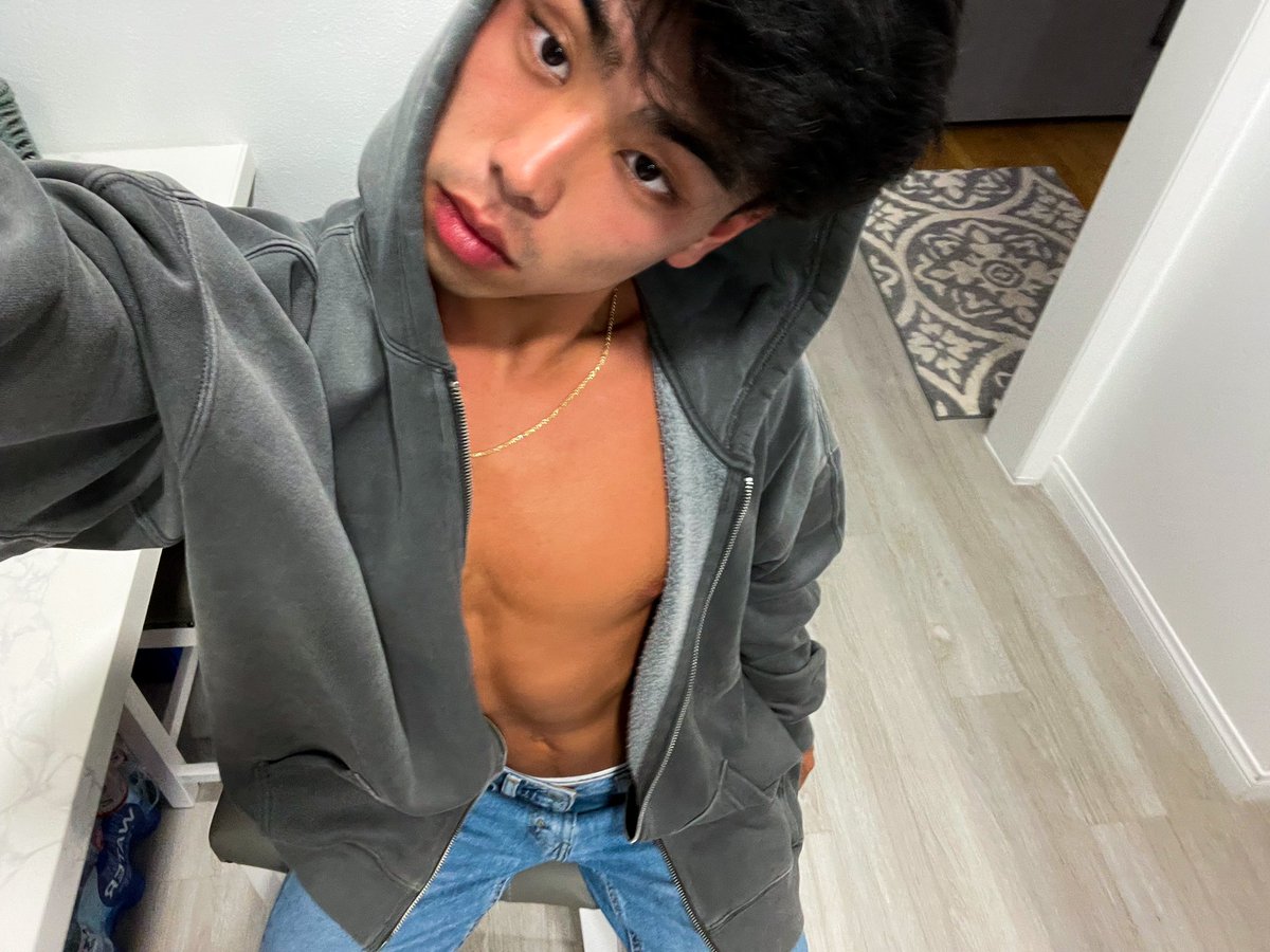 Yutopiaa__'s tweet photo. Hey Twitter :) #first https://t.co/HhLQzJoWIg