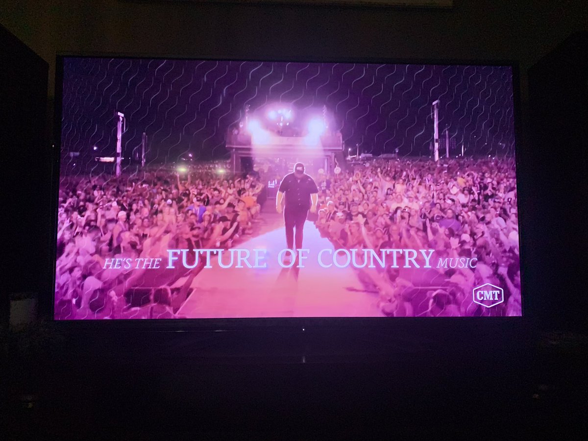 #CountryConcert26 tweet media