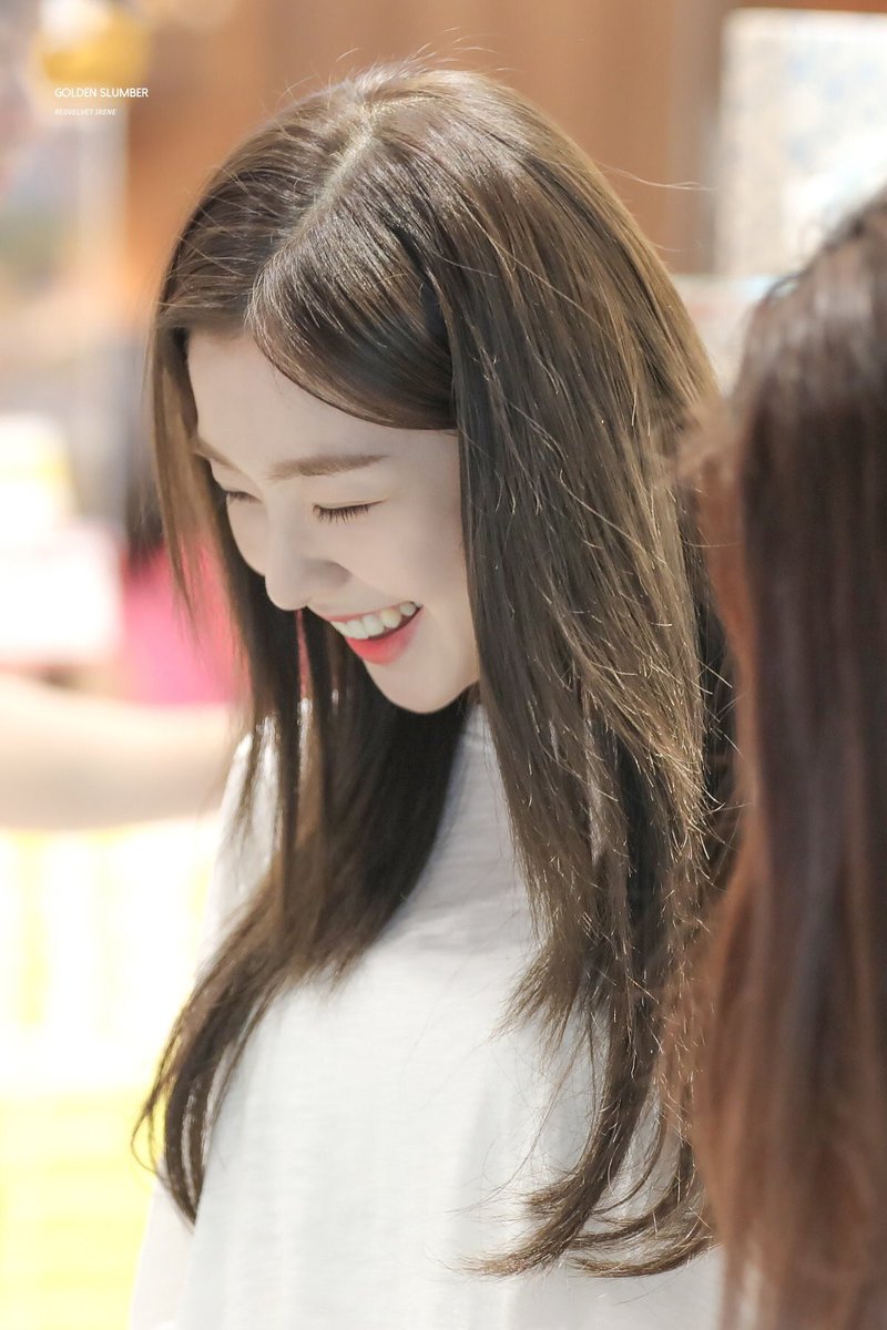 공항의 아이린 tweet media