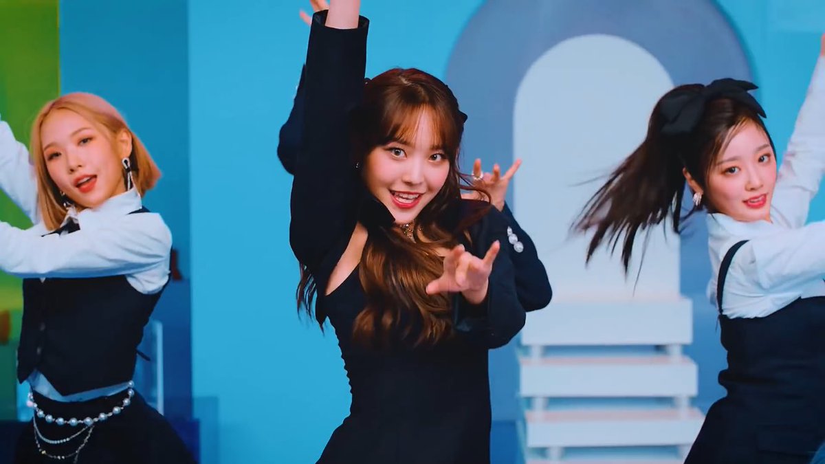 yujeongsource's tweet photo. yujeong in VIVACE

#LIGHTSUM #라잇썸 #YUJEONG #유정 https://t.co/BpiKwfR0EG