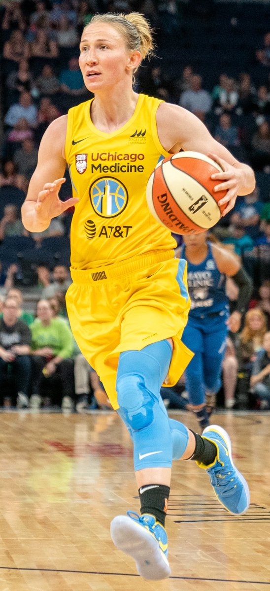 GoDucksKG's tweet photo. I’m so glad @Sloot22 gets to play on this @WNBA Finals stage so everyone can see what greatness at the point guard looks like @chicagosky https://t.co/ig5aKKIHz5