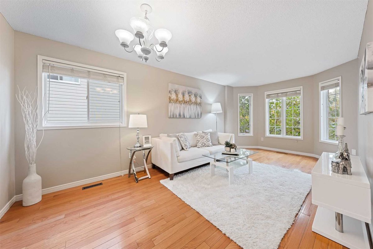 yinbo8888's tweet photo. Another Successful Purchase in Barrie
Congrats Seller and Buyer
#torontorealestate #toronto #torontorealtor #torontorealestateagent #torontolistings #ontario #forsale #remax #realtron #realtor #agent #realestate #realestatetoronto #location #barrie #house
#sold #buy #sell https://t.co/YYiqkG2Bce