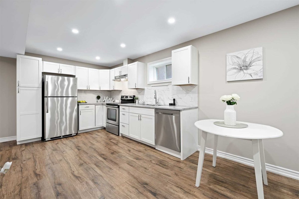 yinbo8888's tweet photo. Another Successful Purchase in Barrie
Congrats Seller and Buyer
#torontorealestate #toronto #torontorealtor #torontorealestateagent #torontolistings #ontario #forsale #remax #realtron #realtor #agent #realestate #realestatetoronto #location #barrie #house
#sold #buy #sell https://t.co/YYiqkG2Bce